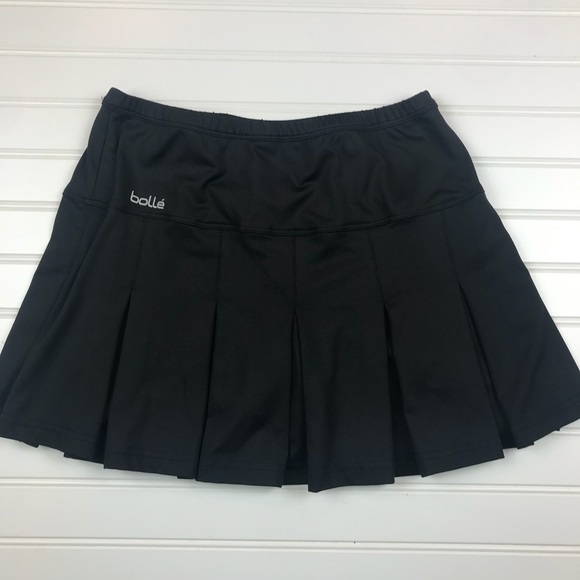 bolle Pants - Bolle Black Pleated Skort